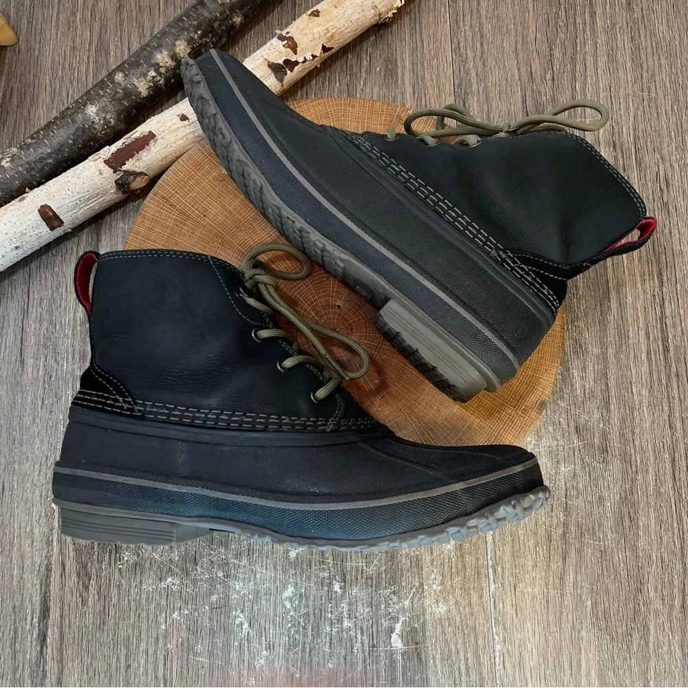 *UGG | Men's Zetik Black Waterproof Leather Boots 1017304 Size 9